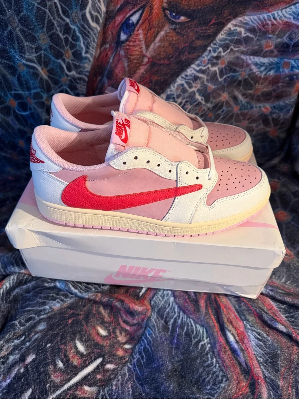 Air Jordan 1 low OG SP Travis Scott ‘Tropical Pink’-men’s 11